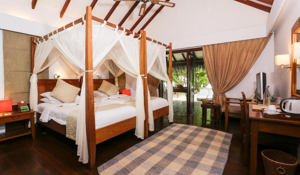 Medhufushi Island Resort / 曼德芙仕岛度假村